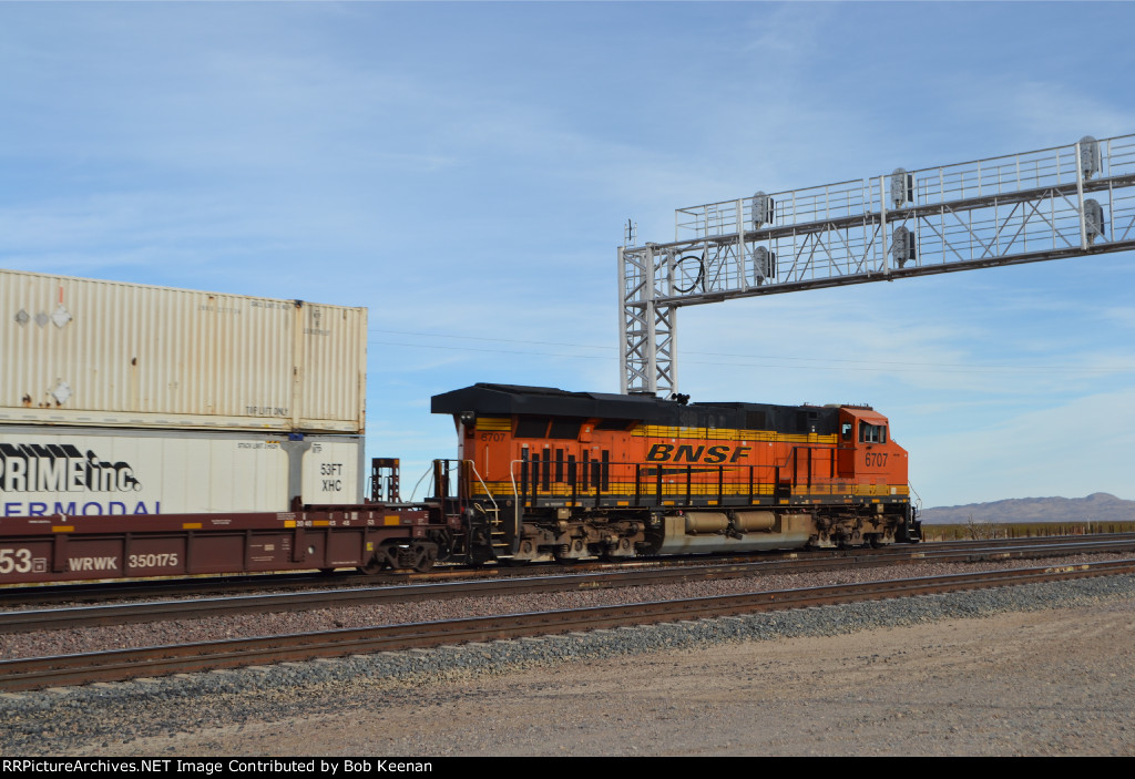 BNSF 6707